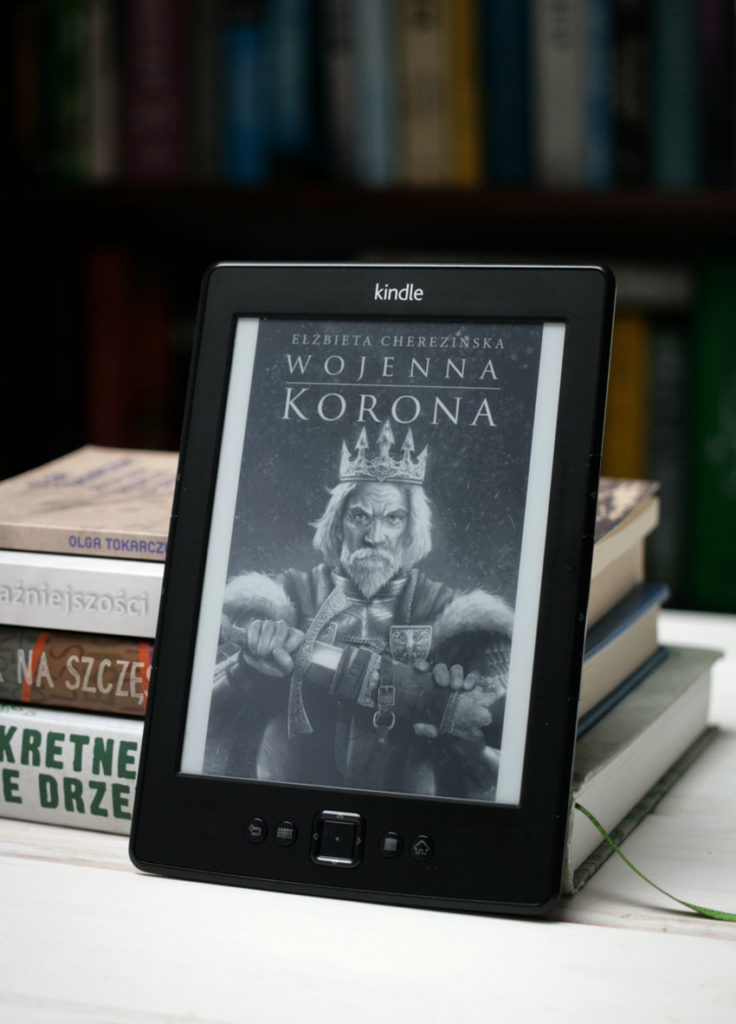 Wojenna Korona Elżbieta Cherezińska