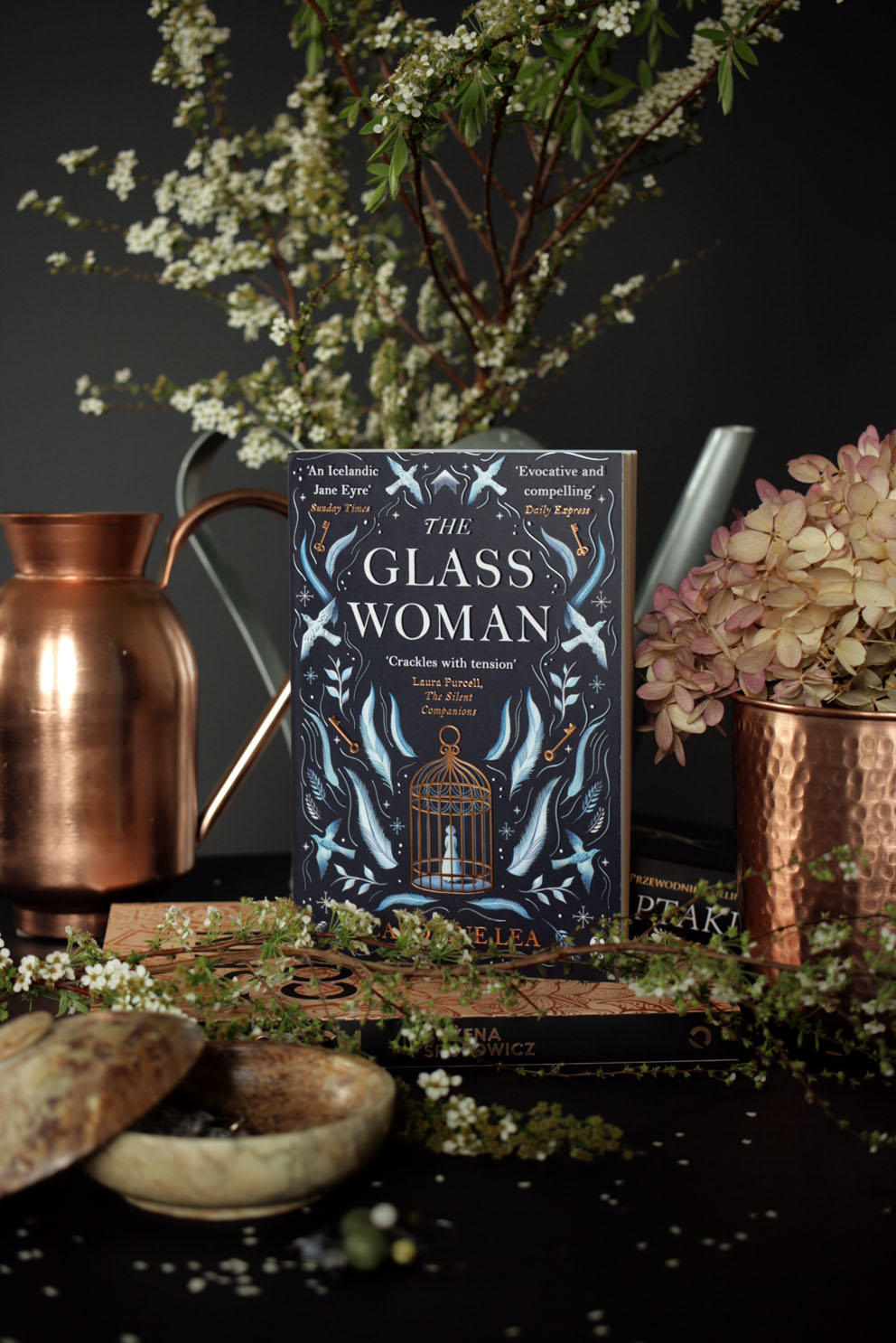 The Glass Woman Kobieta ze szkła Caroline Lea
